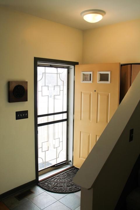 8546 S Normal Ave, Chicago, IL 60620 photo 2