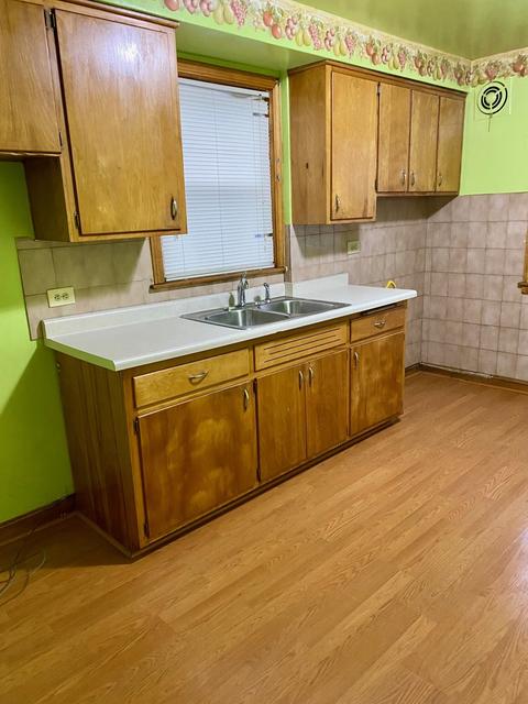 6243 S 75th Ave, Summit, IL 60501 photo 7