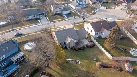 899 Waverly Dr, Elgin, IL 60120 photo 29