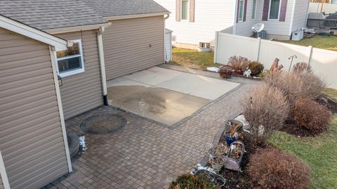899 Waverly Dr, Elgin, IL 60120 photo 33