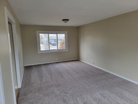 1935 Ashley Rd, Hoffman Estates, IL 60169 photo 15