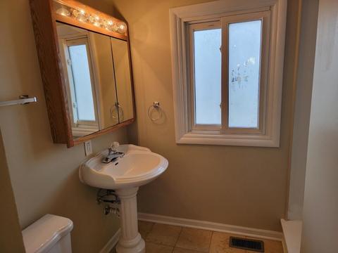 1935 Ashley Rd, Hoffman Estates, IL 60169 photo 18
