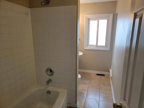1935 Ashley Rd, Hoffman Estates, IL 60169 photo 17