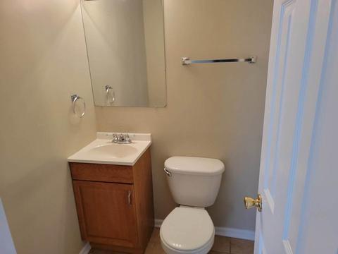1935 Ashley Rd, Hoffman Estates, IL 60169 photo 6