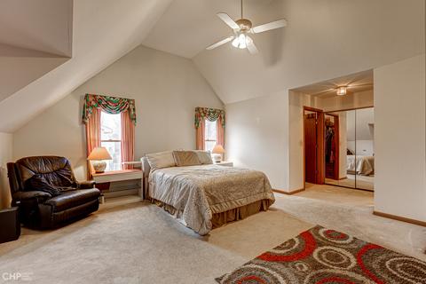 831 Mayfair Ln, Algonquin, IL 60102 photo 10