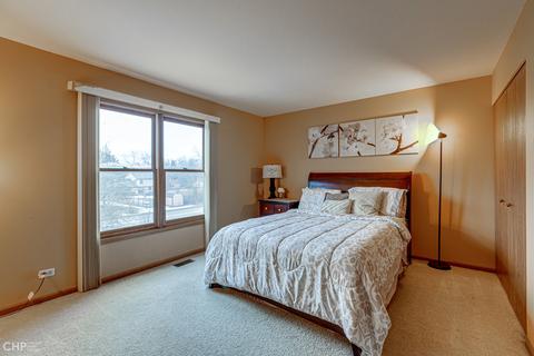 831 Mayfair Ln, Algonquin, IL 60102 photo 12