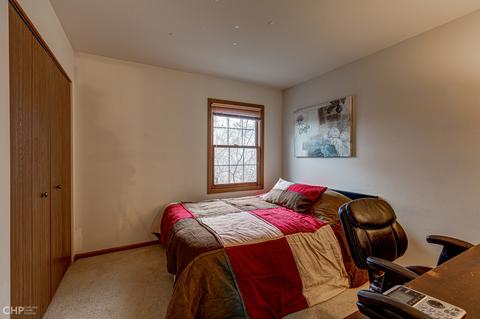 831 Mayfair Ln, Algonquin, IL 60102 photo 17