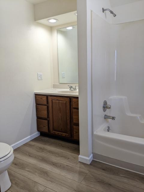 733 S 17th Ave, Freeport, IL 61032 photo 12