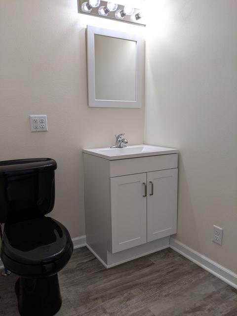 733 S 17th Ave, Freeport, IL 61032 photo 6