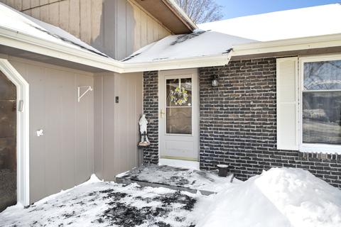1802 Lisbon Rd, Morris, IL 60450 photo 3