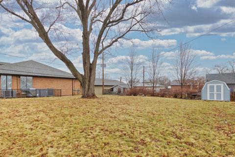 5010 Parkview Dr, Mccullom Lake, IL 60050 photo 20