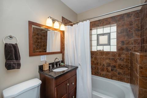 4900 W Roscoe St, Chicago, IL 60641 photo 21