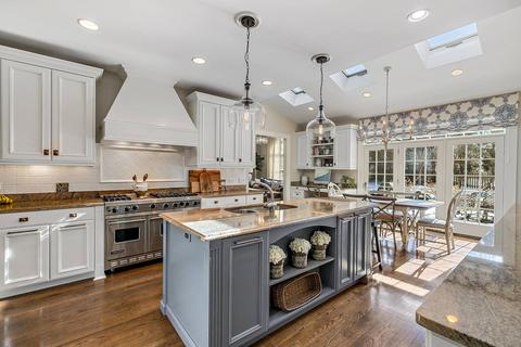 905 Golfview Rd, Glenview, IL 60025 photo 9