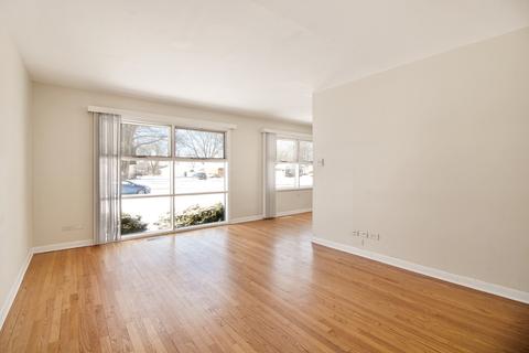 615 S Beverly St, Wheaton, IL 60187 photo 2