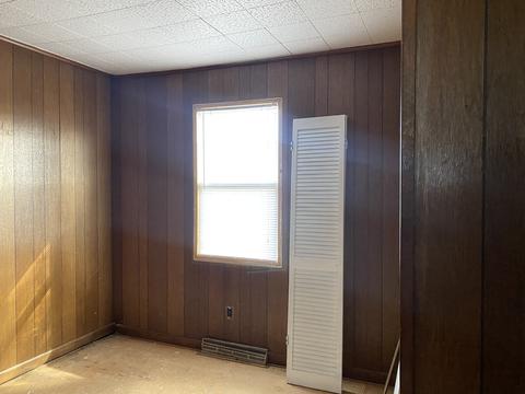 203 5th St, Cedar Point, IL 61316 photo 11