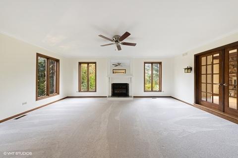 6318 Martin Dr, Willowbrook, IL 60527 photo 5