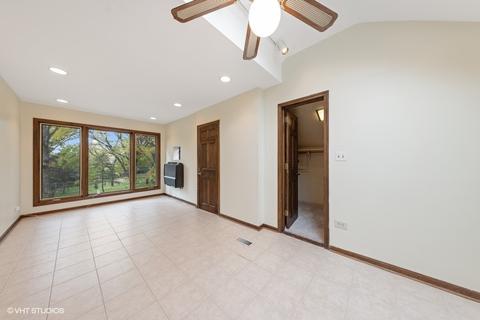 6318 Martin Dr, Willowbrook, IL 60527 photo 18