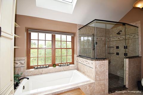 1649 Eagle Brook Dr, Geneva, IL 60134 photo 7