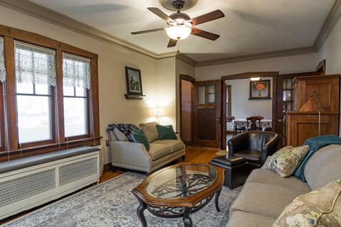 269 N Commonwealth Ave, Elgin, IL 60123 photo 7