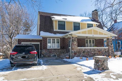 269 N Commonwealth Ave, Elgin, IL 60123 photo 1