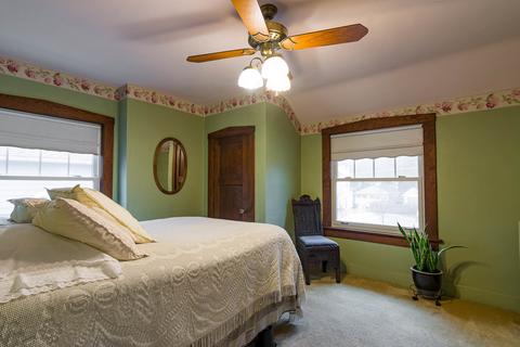 269 N Commonwealth Ave, Elgin, IL 60123 photo 12