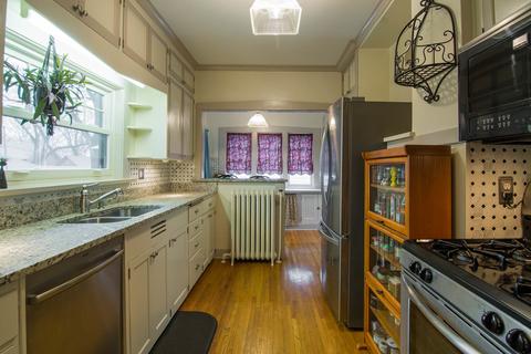 269 N Commonwealth Ave, Elgin, IL 60123 photo 11