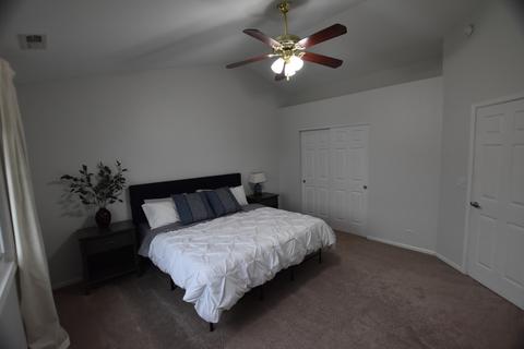 2376 Lundquist Dr, Aurora, IL 60503 photo 27