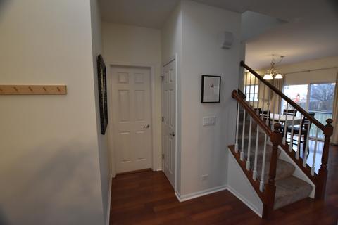 2376 Lundquist Dr, Aurora, IL 60503 photo 6