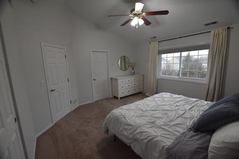 2376 Lundquist Dr, Aurora, IL 60503 photo 30