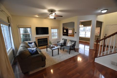 2376 Lundquist Dr, Aurora, IL 60503 photo 13