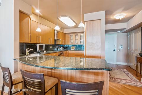 175 E Delaware Pl #4903, Chicago, IL 60611 photo 8