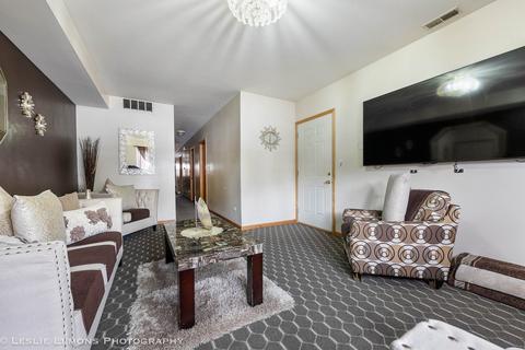 6034 W 63rd St, Chicago, IL 60638 photo 4