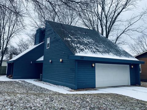 2321 Hackberry Ct, Champaign, IL 61821 photo 1