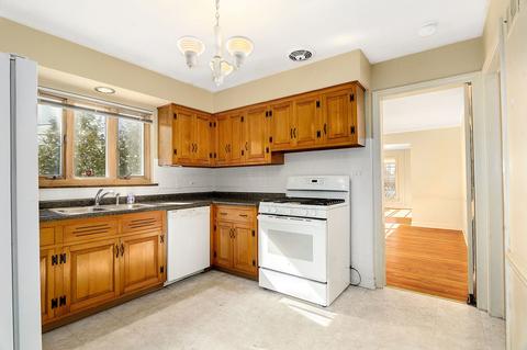 9357 Springfield Ave, Evanston, IL 60203 photo 8