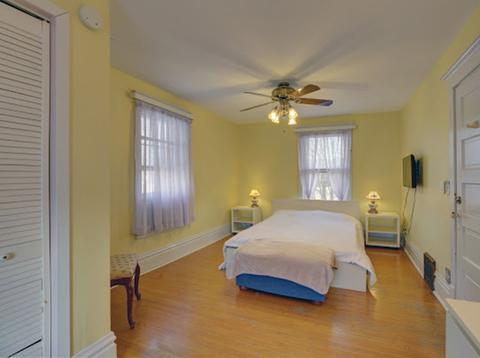 916 N Spring St, Elgin, IL 60120 photo 11