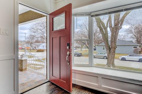 7851 45th St, Lyons, IL 60534 photo 3