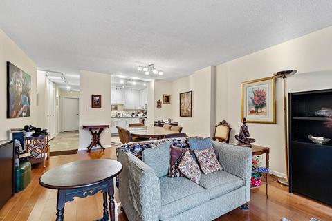 30 E Division St #4E, Chicago, IL 60610 photo 8