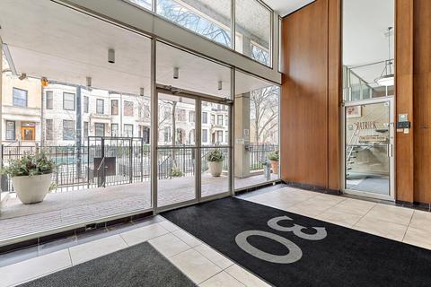 30 E Division St #4E, Chicago, IL 60610 photo 16