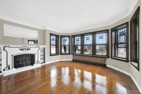 7156 S Artesian Ave, Chicago, IL 60629 photo 4