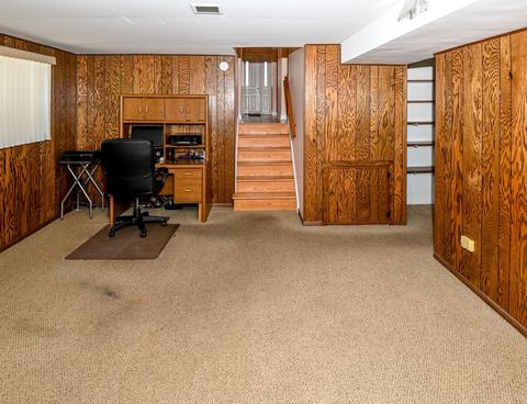 81 Windsor Dr, Des Plaines, IL 60018 photo 17