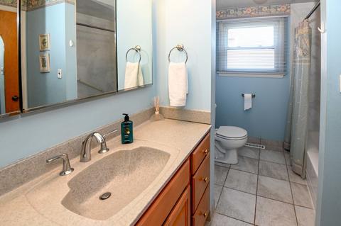 81 Windsor Dr, Des Plaines, IL 60018 photo 15