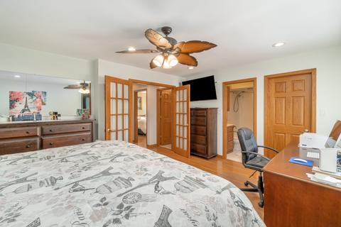 421 Simone Dr, Des Plaines, IL 60016 photo 15
