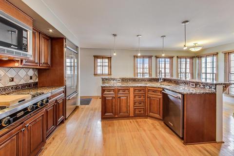 281 E Wilson St, Elmhurst, IL 60126 photo 7