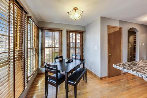281 E Wilson St, Elmhurst, IL 60126 photo 9