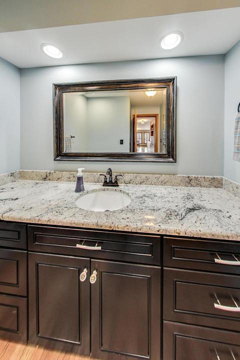281 E Wilson St, Elmhurst, IL 60126 photo 13
