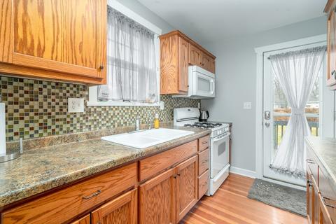 708 E Benton St, Morris, IL 60450 photo 8