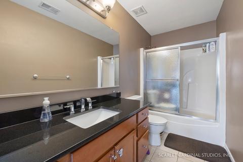 184 Prescott Dr, Bartlett, IL 60103 photo 17