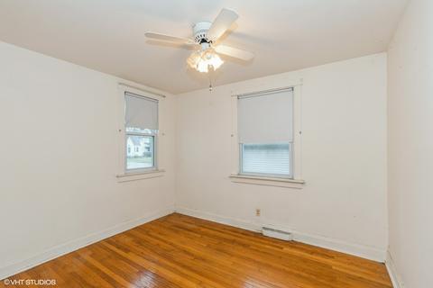 1624 E Lincoln Ave, Des Plaines, IL 60018 photo 5
