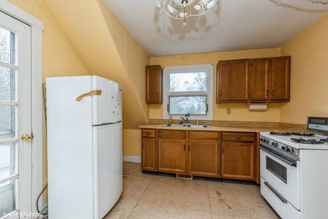 1624 E Lincoln Ave, Des Plaines, IL 60018 photo 7