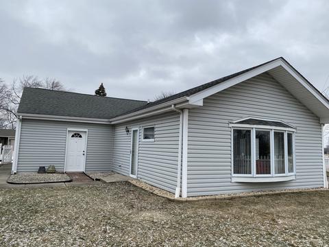 205 E Winthrop Ave, Addison, IL 60101 photo 2